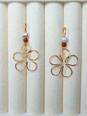Brass Flower Drop